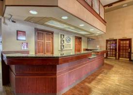 Comfort Suites Madison West - Middleton 2