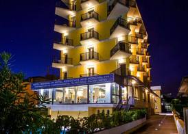 Hotel Mondial 4