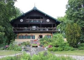 Villa Zollhaus Bed & Breakfast 4