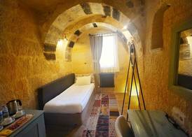 Acropolis Cave Suite 5