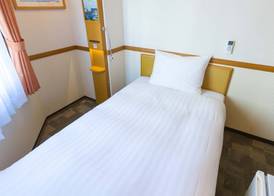 Toyoko Inn Okayama Station 4
