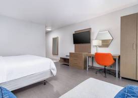 Holiday Inn Express & Suites MEMPHIS ARPT ELVIS PRESLEY BLV by IHG 5