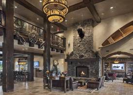 Glacier International Lodge 2