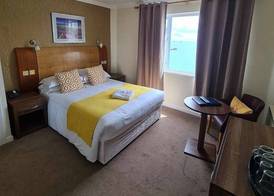 Marina Metro Hotel 4