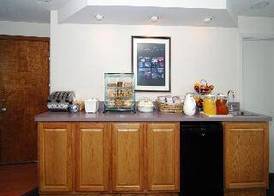Quality Inn Breeze Manor 2