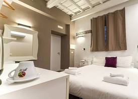Navona Secret Stay Guest House 4