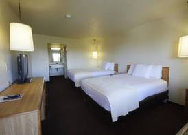 Palms Inn & Suites 2
