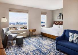 Four Points by Sheraton Calgary Airport 5