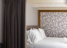 Amsterdam Canal Suites 5