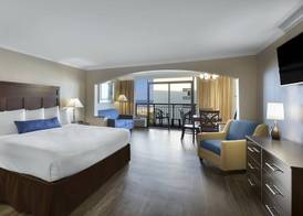 Beautiful Ocean views, on 15th floor! 4