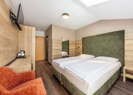 Suan Hotel 5