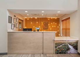Comfort Inn & Suites Dothan Northside Plaza 3