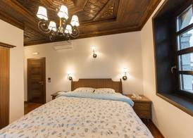 Hotel Onufri 5