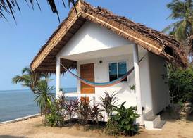 Sand Terrace Beach Bungalows 2