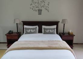Dunton Guest House 4