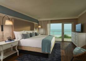 Edgewater Beach Hotel 4