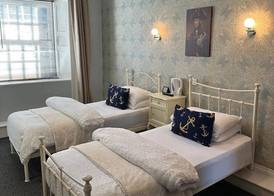 Anchor Hotel 2