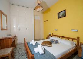 Nikos Studios Apts & Suites 5