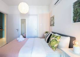 Hue 1-Bedroom Apartment in Larnaca 5