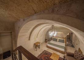 Ares Cave Suites 3