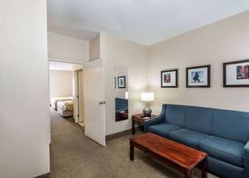 Travelodge by Wyndham Hawthorne 4