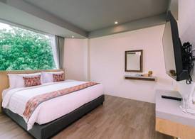 Charcoal Panwa Beach Phuket 4