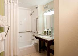 HOLIDAY INN TULSA CITY CENTER 4