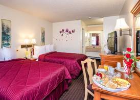 Hollister Inn 2