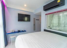 Spark Hotel - MRT Queen Sirikit - SHA Extra Plus Certified 4