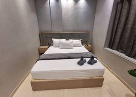 Cairo Plaza Manchester Hotel 2