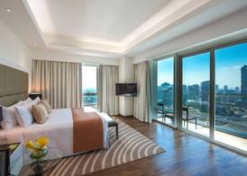 La Suite Dubai Hotel & Apartments Operated by Minor Hotels 4