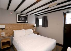 Swan, Thatcham by Marston's Inns 4
