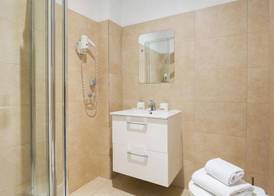 Syntagma Apartments by Livin Urbban 2