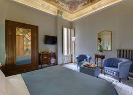 Cavour 10 2
