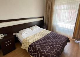 THE ROSE OTEL 4