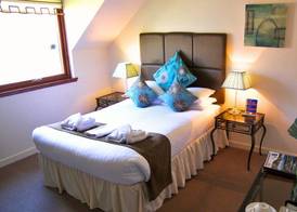 Rosemount Hotel 5