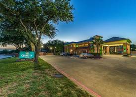 Quality Inn West Plano - Dallas 4