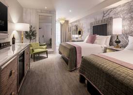 The Vanderpump Las Vegas Hotel & Casino - A Caesars Rewards Destination 5