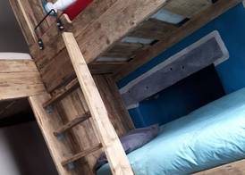Ty Glyndwr Bunkhouse, Bar and cafe 5