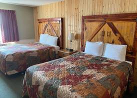 Celebrity Inn 4