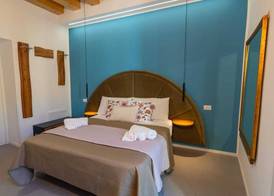 PANORMOS 91 Rooms & Terrace 2