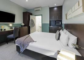 Vulcan Hotel Sydney 5