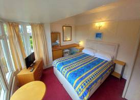 Castleton Hotel - Just For Adults 2