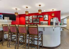 Best Western Plus Wine Country Inn & Suites 3