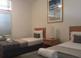 Endless Summer Resort 3