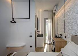 Levantes Luxury Suites I 3