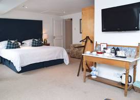 The Townhouse 4