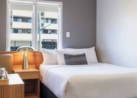 Kingsgrove Hotel 3