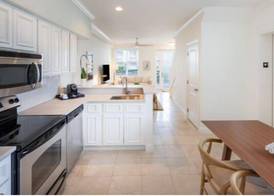 Bayside Villas by Islander Resort 3