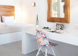 Paros Comfy Suites 5
